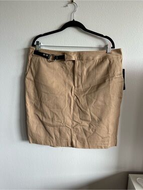 NWT Chaps Khaki Cotton Blend Pencil Skirt With Belt Accent Size 16